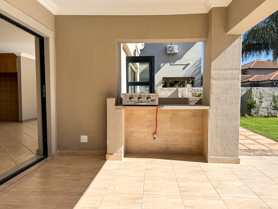 To Let 3 Bedroom Property for Rent in Six Fountains Residential Estate Gauteng