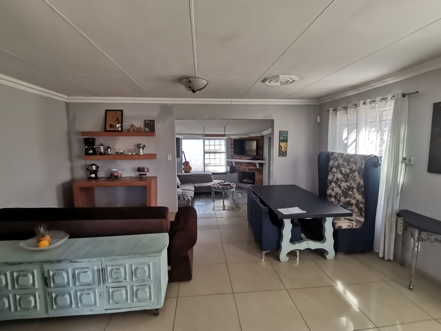 3 Bedroom Property for Sale in Albertsdal Gauteng