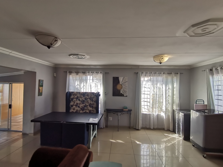 3 Bedroom Property for Sale in Albertsdal Gauteng