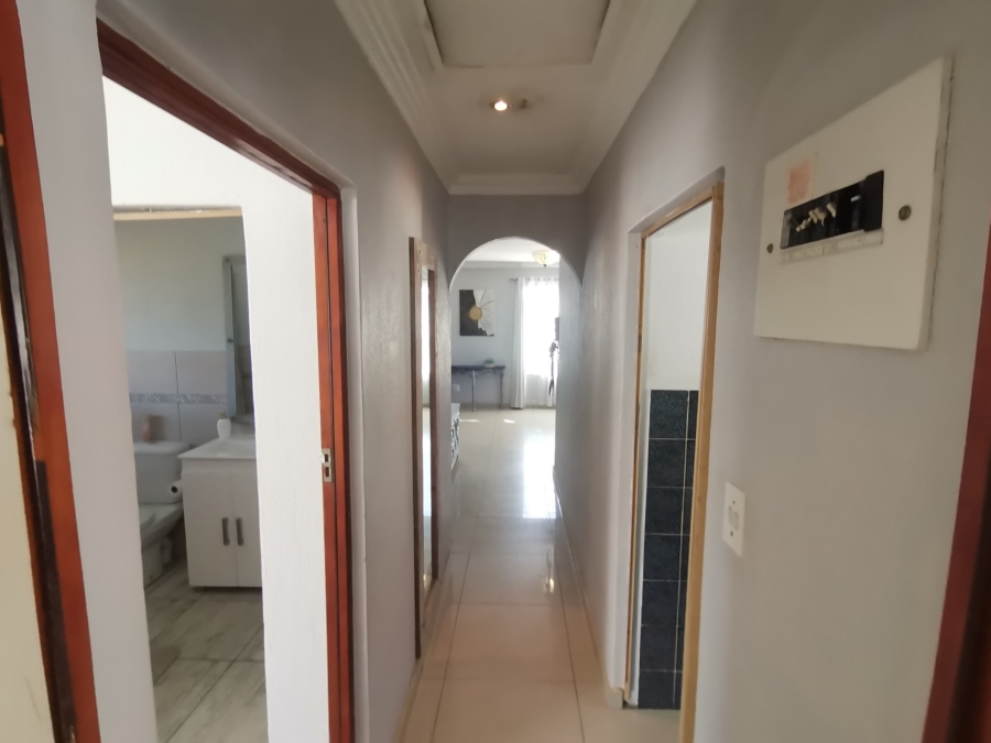 3 Bedroom Property for Sale in Albertsdal Gauteng