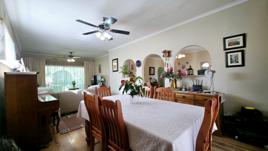 3 Bedroom Property for Sale in Glen Marais Gauteng