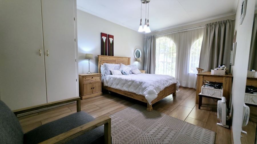 3 Bedroom Property for Sale in Glen Marais Gauteng
