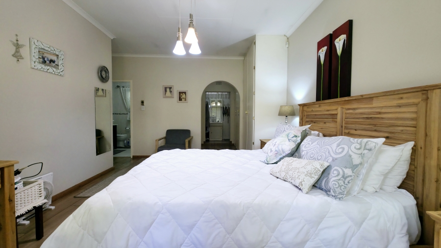 3 Bedroom Property for Sale in Glen Marais Gauteng