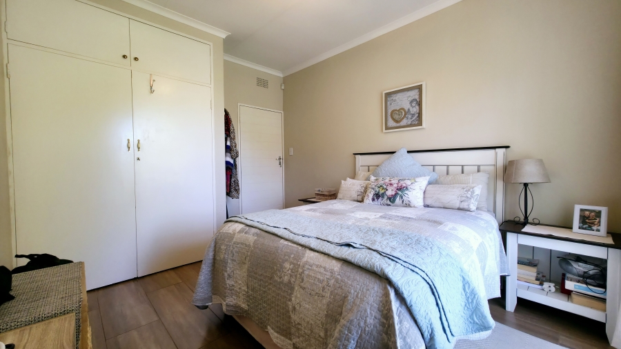 3 Bedroom Property for Sale in Glen Marais Gauteng