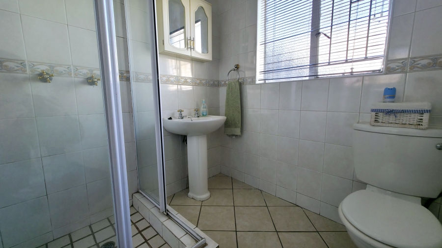 3 Bedroom Property for Sale in Glen Marais Gauteng