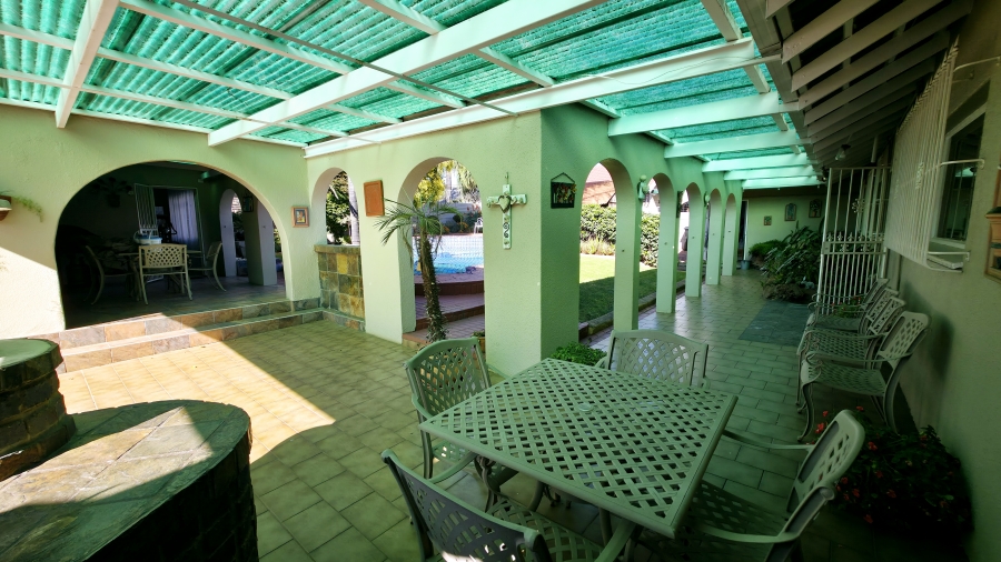 3 Bedroom Property for Sale in Glen Marais Gauteng