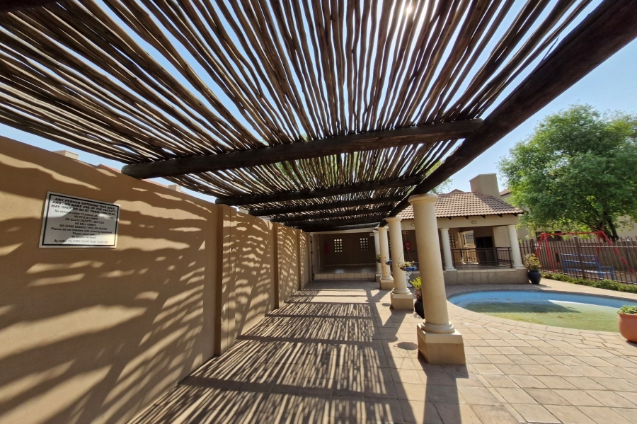 2 Bedroom Property for Sale in Noordhang Gauteng
