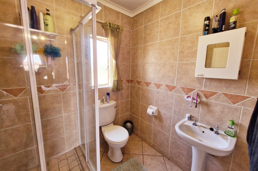 2 Bedroom Property for Sale in Noordhang Gauteng
