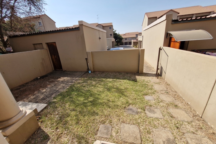 2 Bedroom Property for Sale in Noordhang Gauteng
