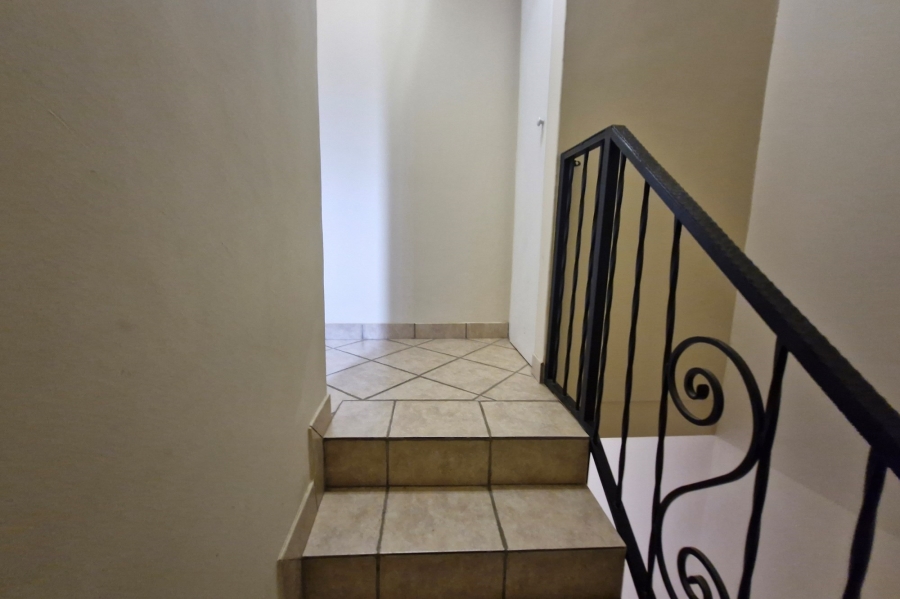 2 Bedroom Property for Sale in Noordhang Gauteng