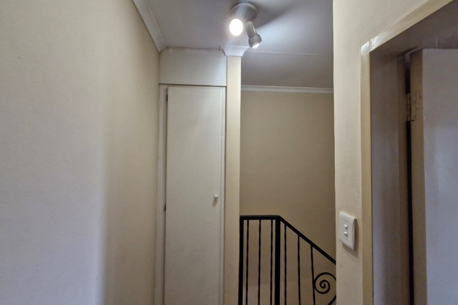 2 Bedroom Property for Sale in Noordhang Gauteng