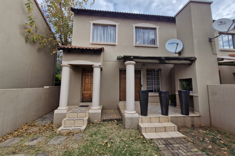 2 Bedroom Property for Sale in Noordhang Gauteng