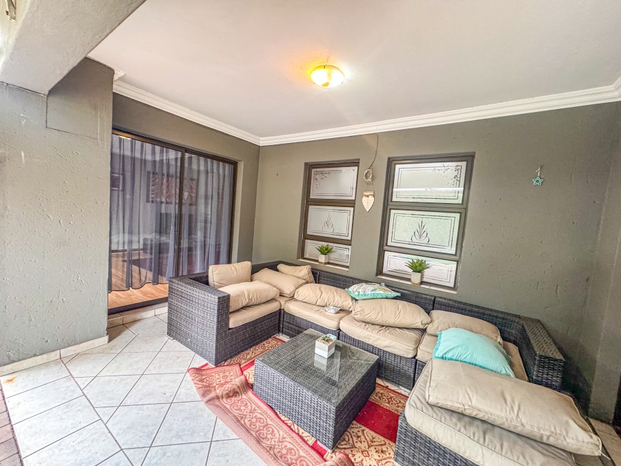 4 Bedroom Property for Sale in Willow Acres Gauteng
