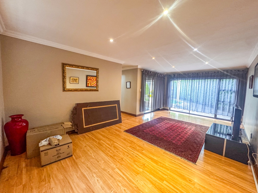 4 Bedroom Property for Sale in Willow Acres Gauteng