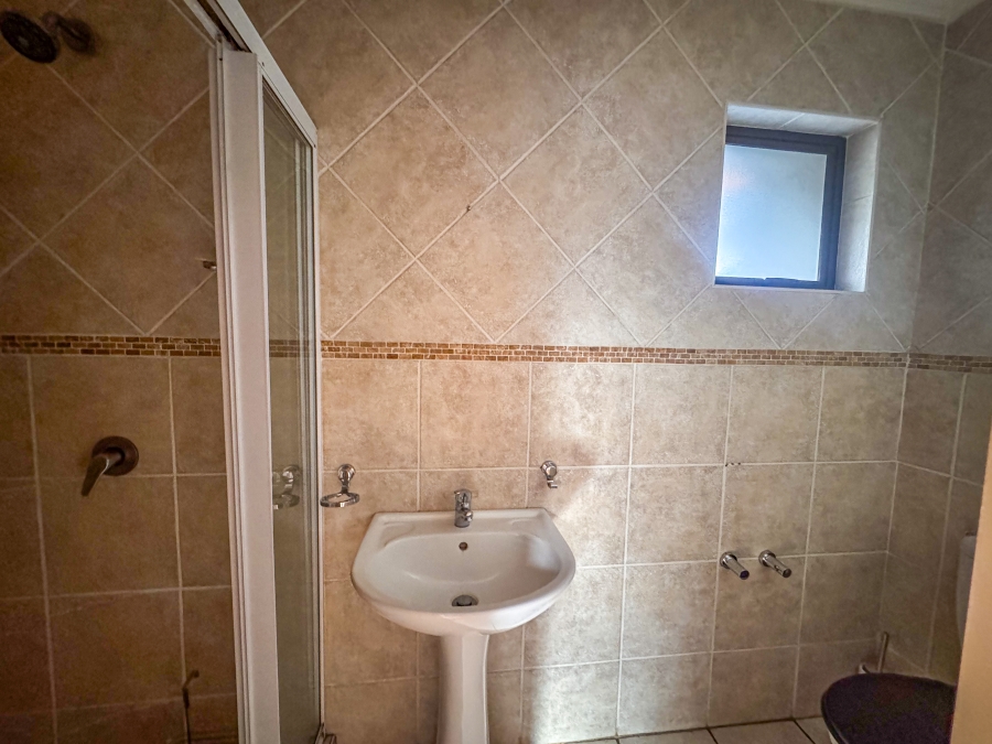 4 Bedroom Property for Sale in Willow Acres Gauteng