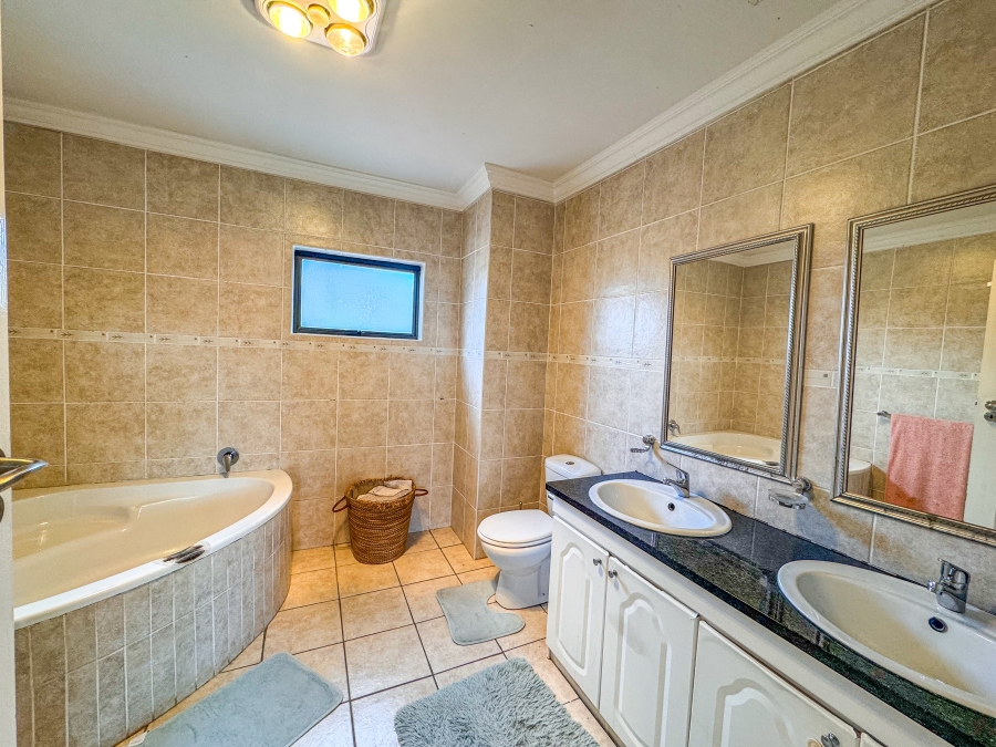 4 Bedroom Property for Sale in Willow Acres Gauteng