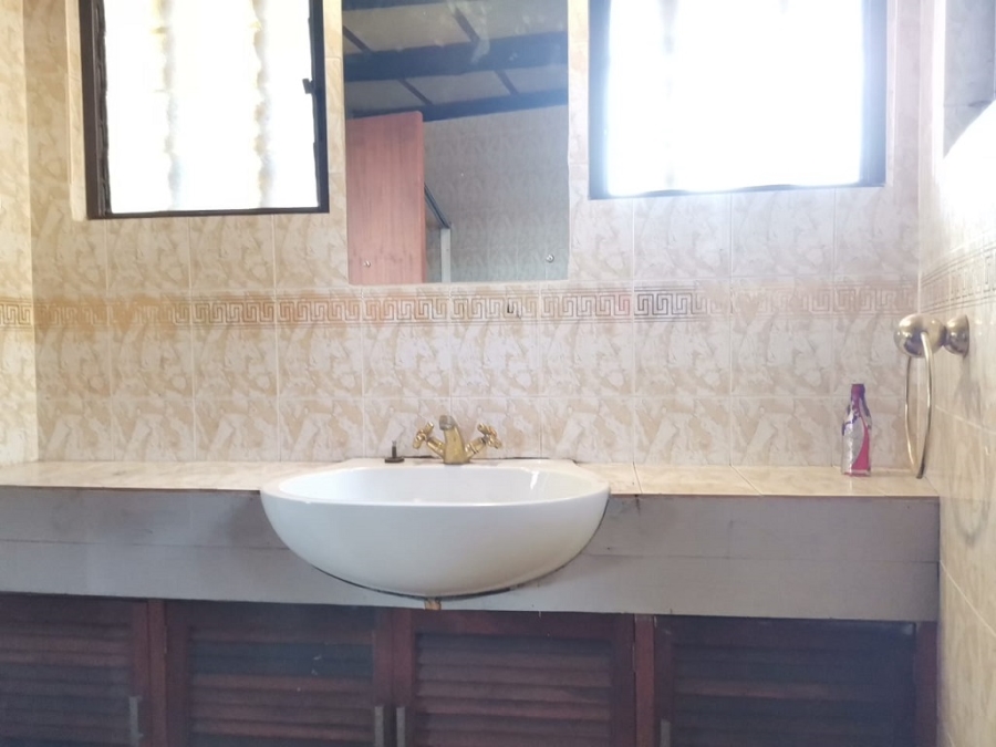 4 Bedroom Property for Sale in Glenvista Gauteng