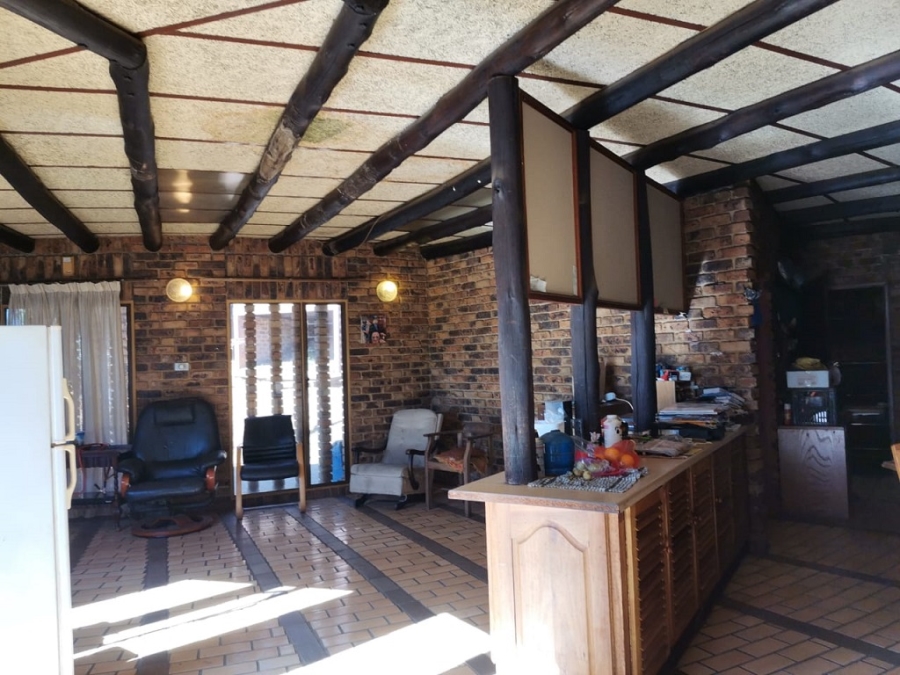 4 Bedroom Property for Sale in Glenvista Gauteng