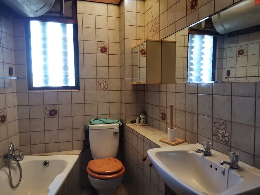 4 Bedroom Property for Sale in Glenvista Gauteng