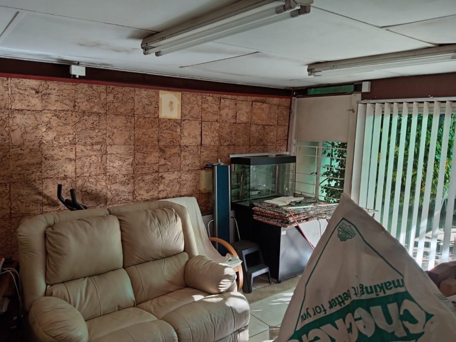 4 Bedroom Property for Sale in Groblerpark Gauteng