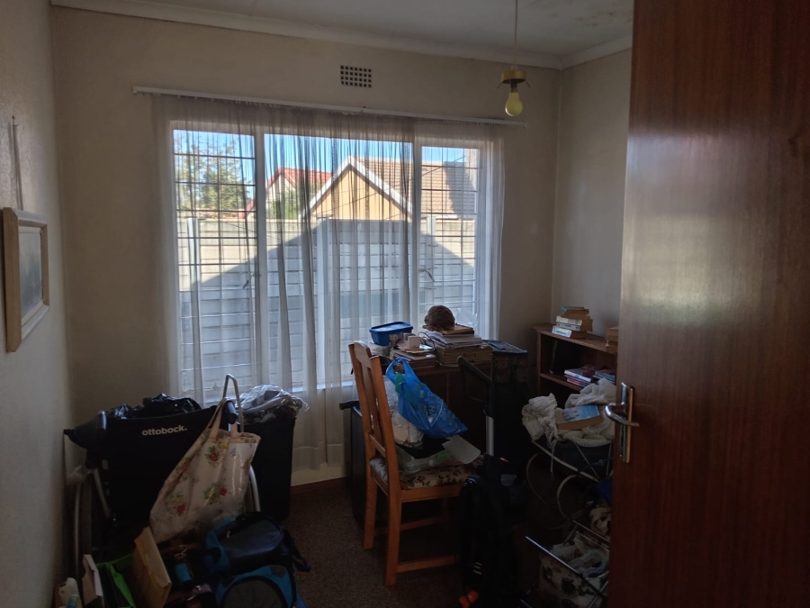 4 Bedroom Property for Sale in Groblerpark Gauteng