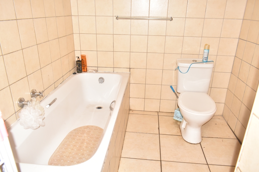 2 Bedroom Property for Sale in Sunnyside Gauteng