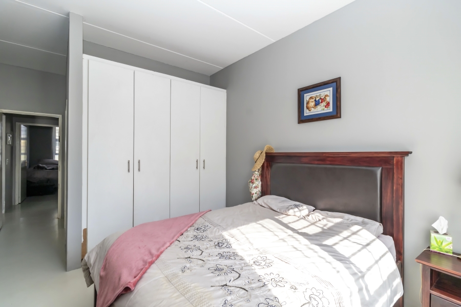 2 Bedroom Property for Sale in Bryanston Gauteng