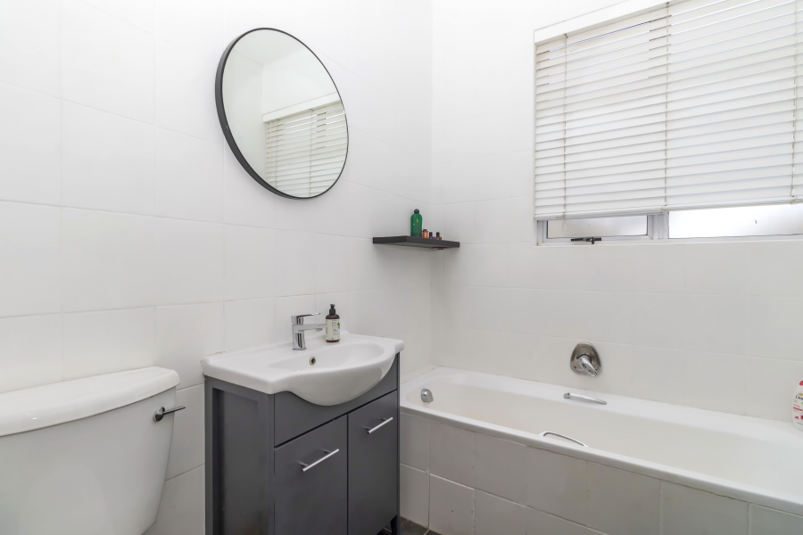 2 Bedroom Property for Sale in Bryanston Gauteng
