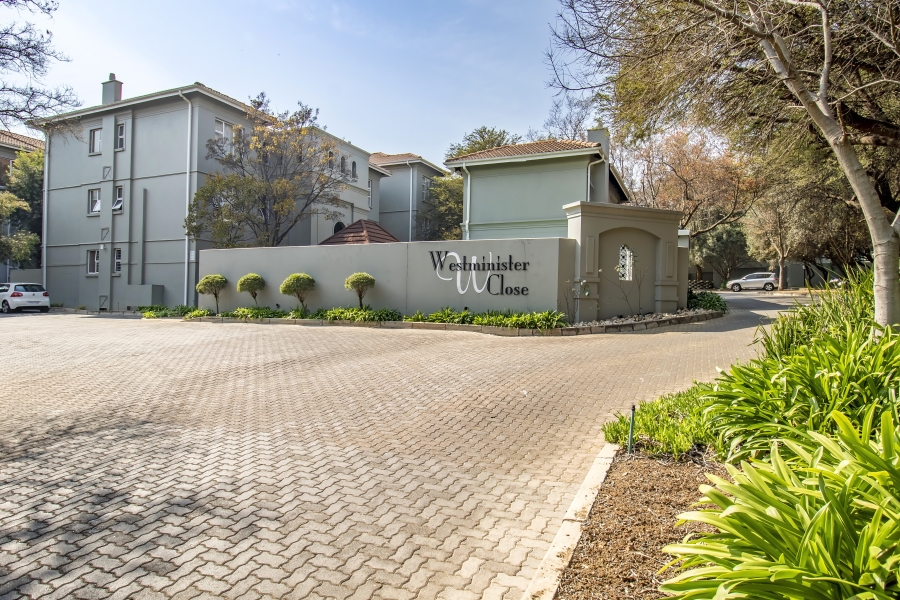2 Bedroom Property for Sale in Bryanston Gauteng