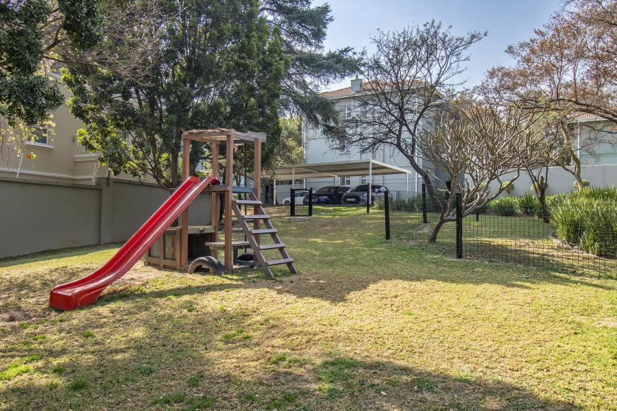 2 Bedroom Property for Sale in Bryanston Gauteng