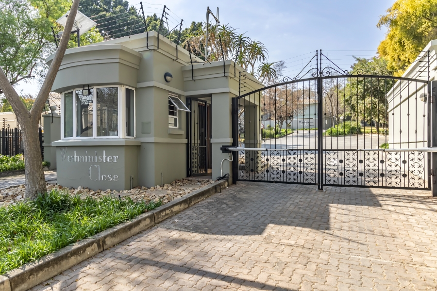 2 Bedroom Property for Sale in Bryanston Gauteng