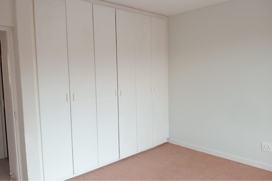 To Let 2 Bedroom Property for Rent in Fairland Gauteng