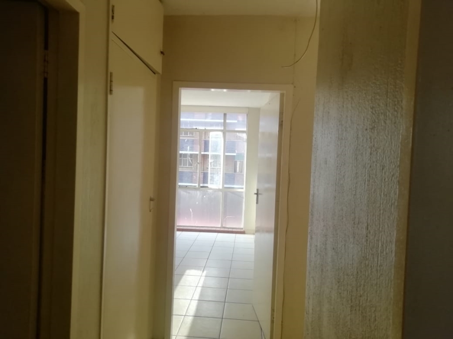 1 Bedroom Property for Sale in Sunnyside Gauteng