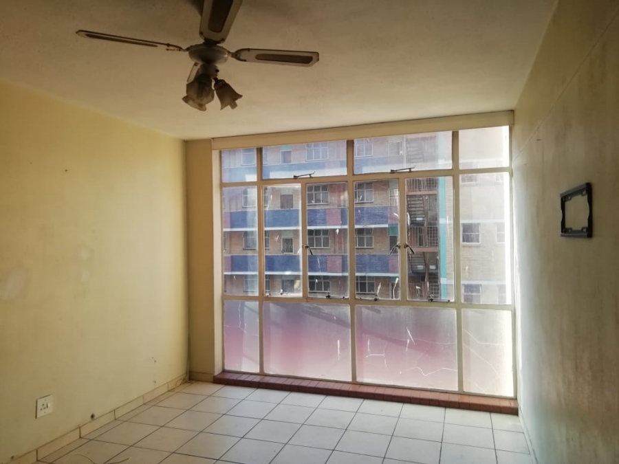 1 Bedroom Property for Sale in Sunnyside Gauteng