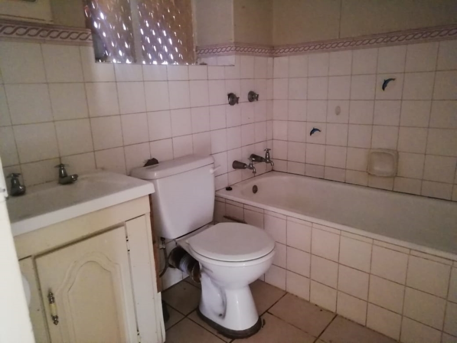 1 Bedroom Property for Sale in Sunnyside Gauteng