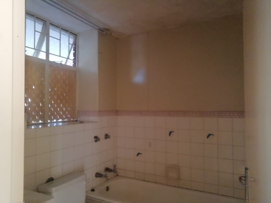 1 Bedroom Property for Sale in Sunnyside Gauteng