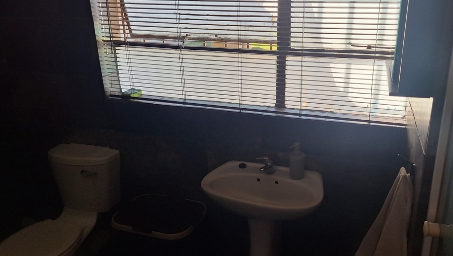 3 Bedroom Property for Sale in Nanescol Gauteng
