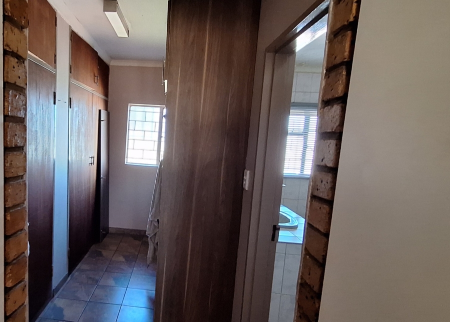 3 Bedroom Property for Sale in Nanescol Gauteng