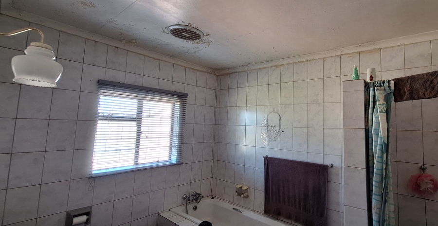 3 Bedroom Property for Sale in Nanescol Gauteng