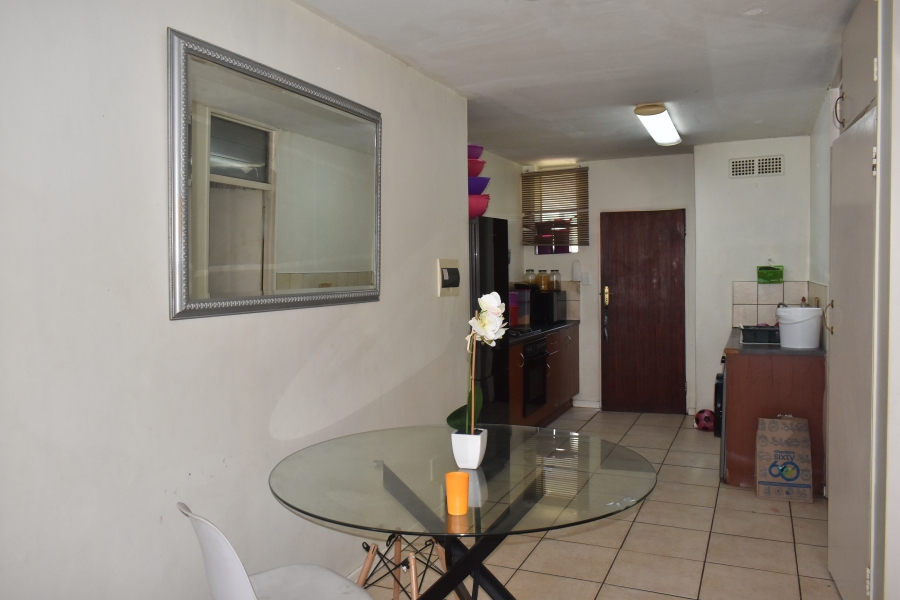 2 Bedroom Property for Sale in Sunnyside Gauteng