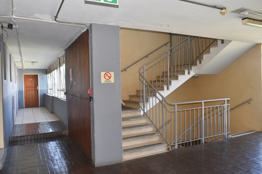 2 Bedroom Property for Sale in Sunnyside Gauteng