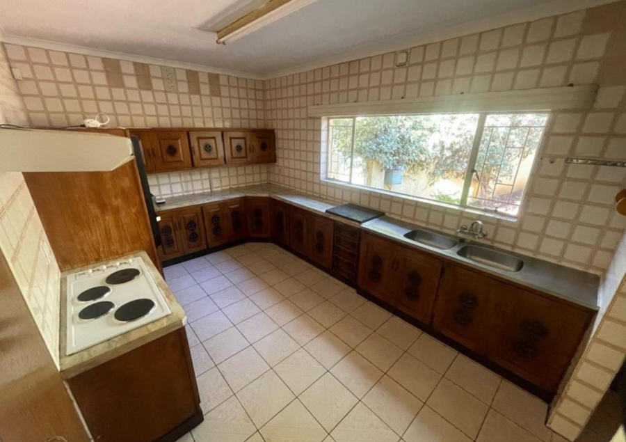 4 Bedroom Property for Sale in Randhart Gauteng