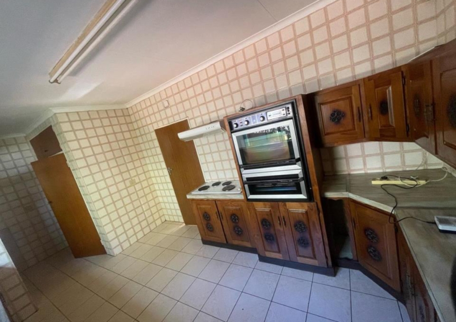 4 Bedroom Property for Sale in Randhart Gauteng