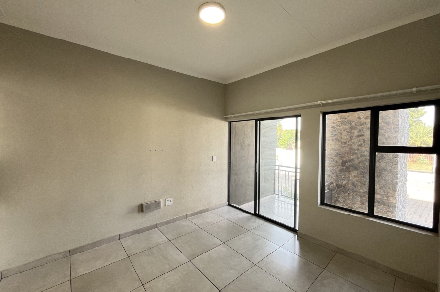 2 Bedroom Property for Sale in Glen Marais Gauteng