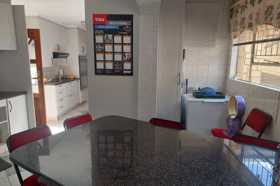 3 Bedroom Property for Sale in Freeway Park Gauteng