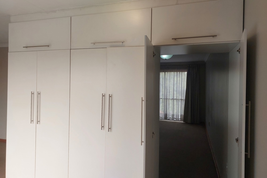 3 Bedroom Property for Sale in Freeway Park Gauteng
