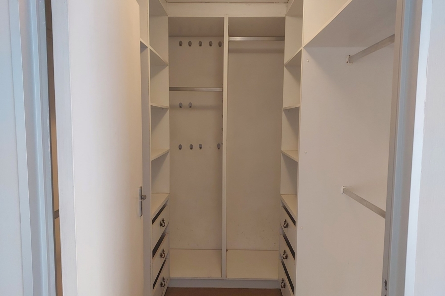 3 Bedroom Property for Sale in Freeway Park Gauteng