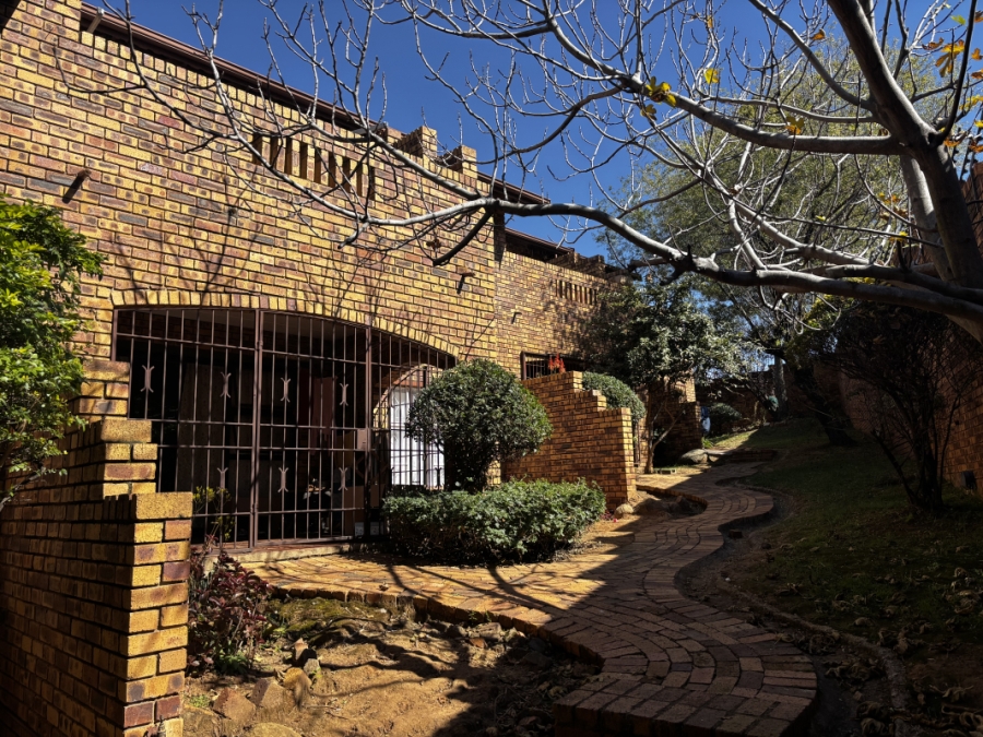 2 Bedroom Property for Sale in Bruma Gauteng