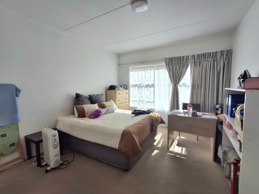 2 Bedroom Property for Sale in Bruma Gauteng