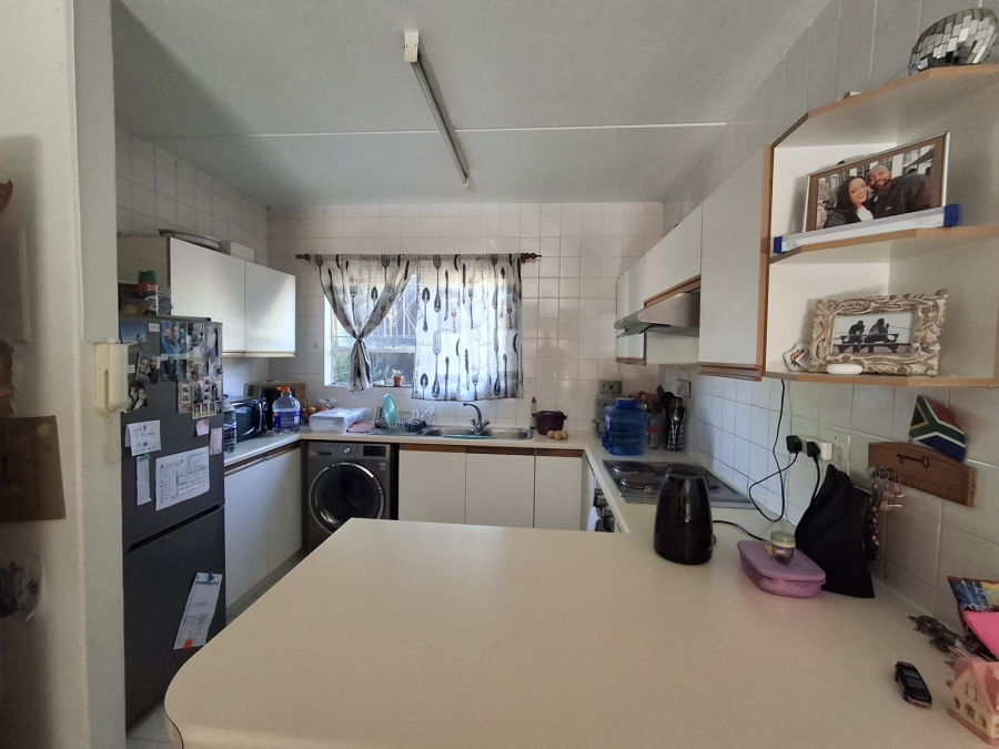 2 Bedroom Property for Sale in Bruma Gauteng